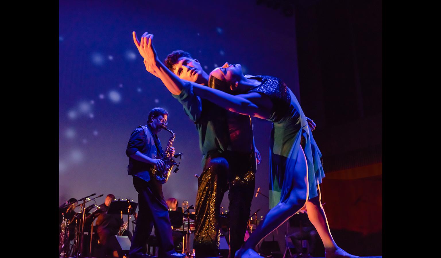 Cerqua Rivera Dance Theatre performs excerpts from Sherry Zunker’s “Between Us,” with musician Dan Hesler, left, and dancers Brennen Renteria and Miranda Borkan. (Credit: Dan Kasberger)