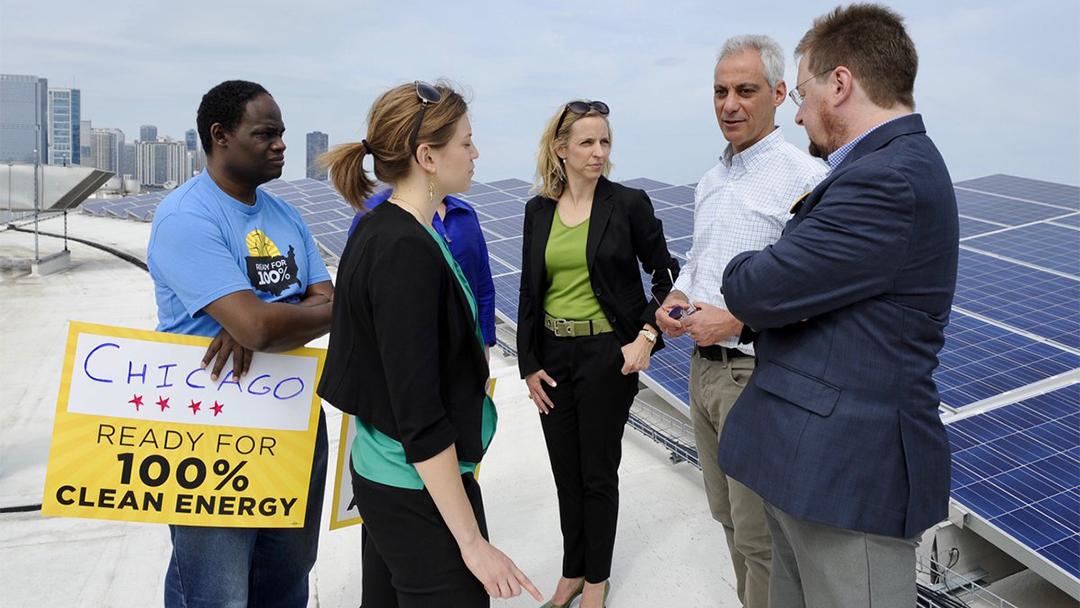 Mayor Rahm Emanuel announced that Chicago will transition to renewable energy for 900-plus municipal buildings by 2025. (Chicago Mayor's Office)