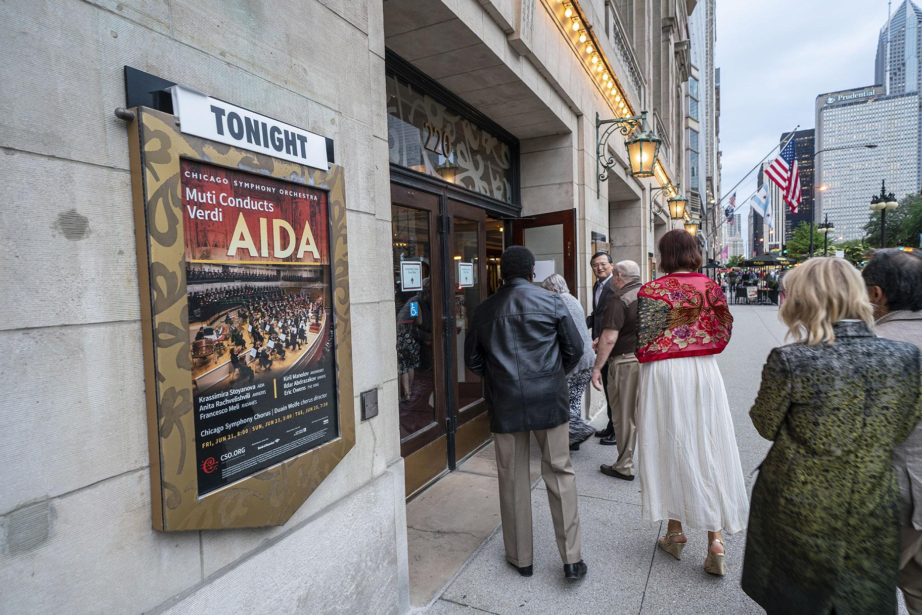 Audience members enter Symphony Center on opening night of Verdi’s “Aida” on June 21, 2019. (Credit: Todd Rosenberg)