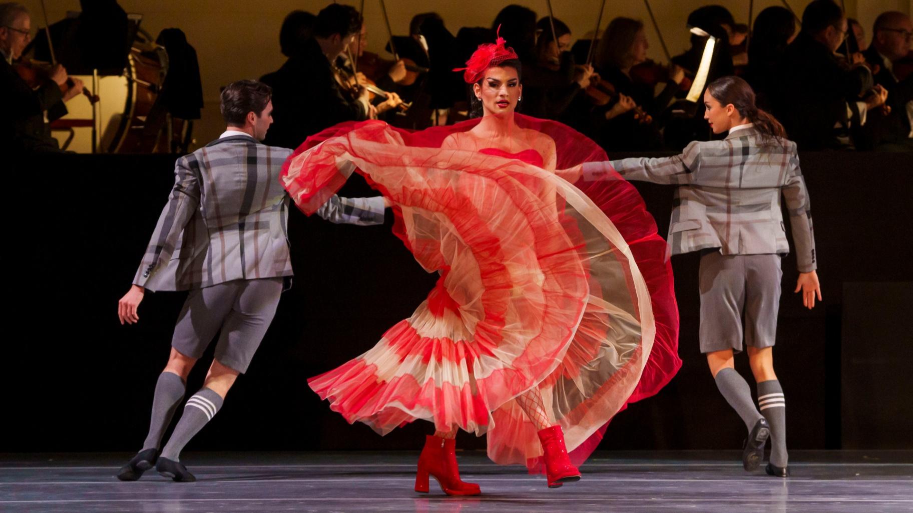 The Joffrey Ballet Ensemble featured in the world premiere performance of choreographer Nicolas Blanc’s “Les Bœufoons.” Conductor Harry Bicket leads the Chicago Symphony Orchestra in a performance of Milhaud’s “Le Bœuf sur le toit.” (Todd Rosenberg Photography)