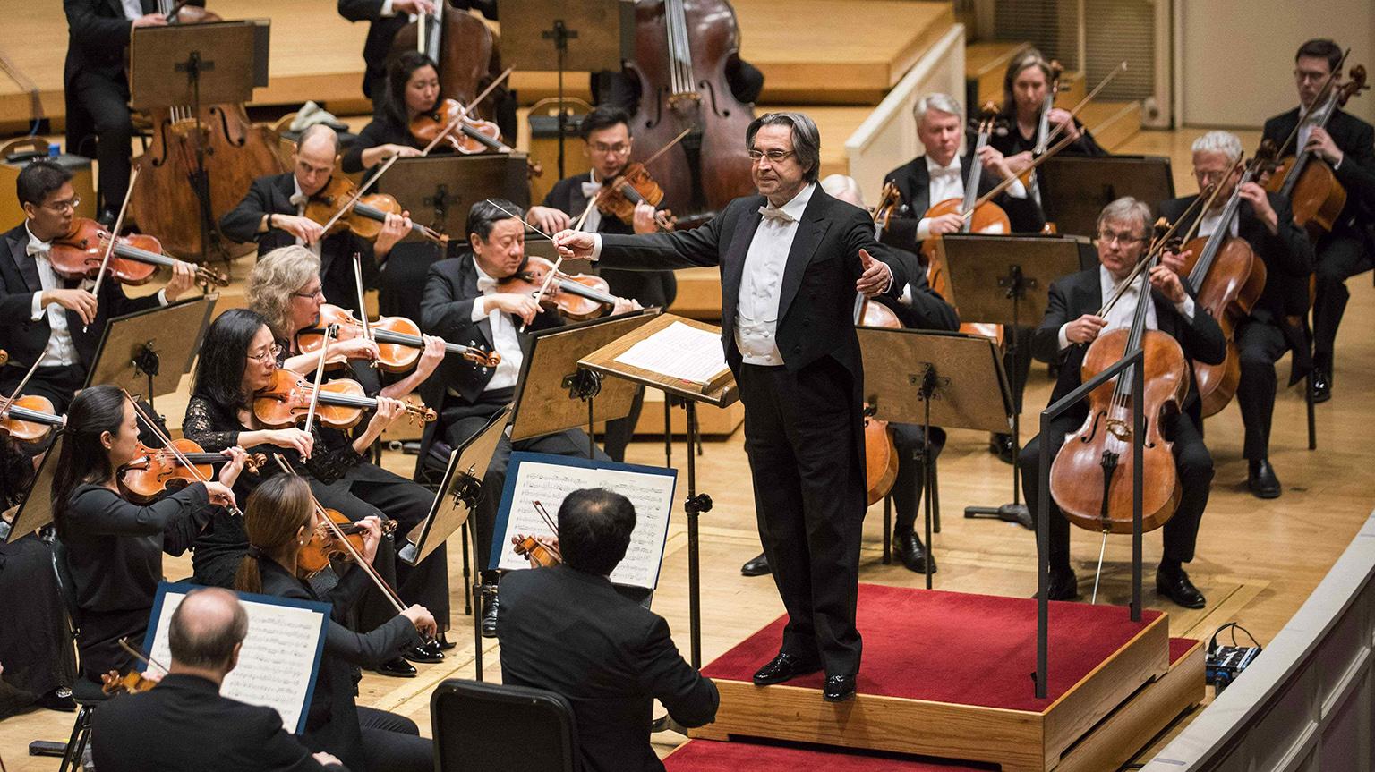 Music Director Riccardo Muti leads the CSO in Mozart’s “Symphony No. 36” on March 15, 2018. (Credit: Todd Rosenberg Photography)