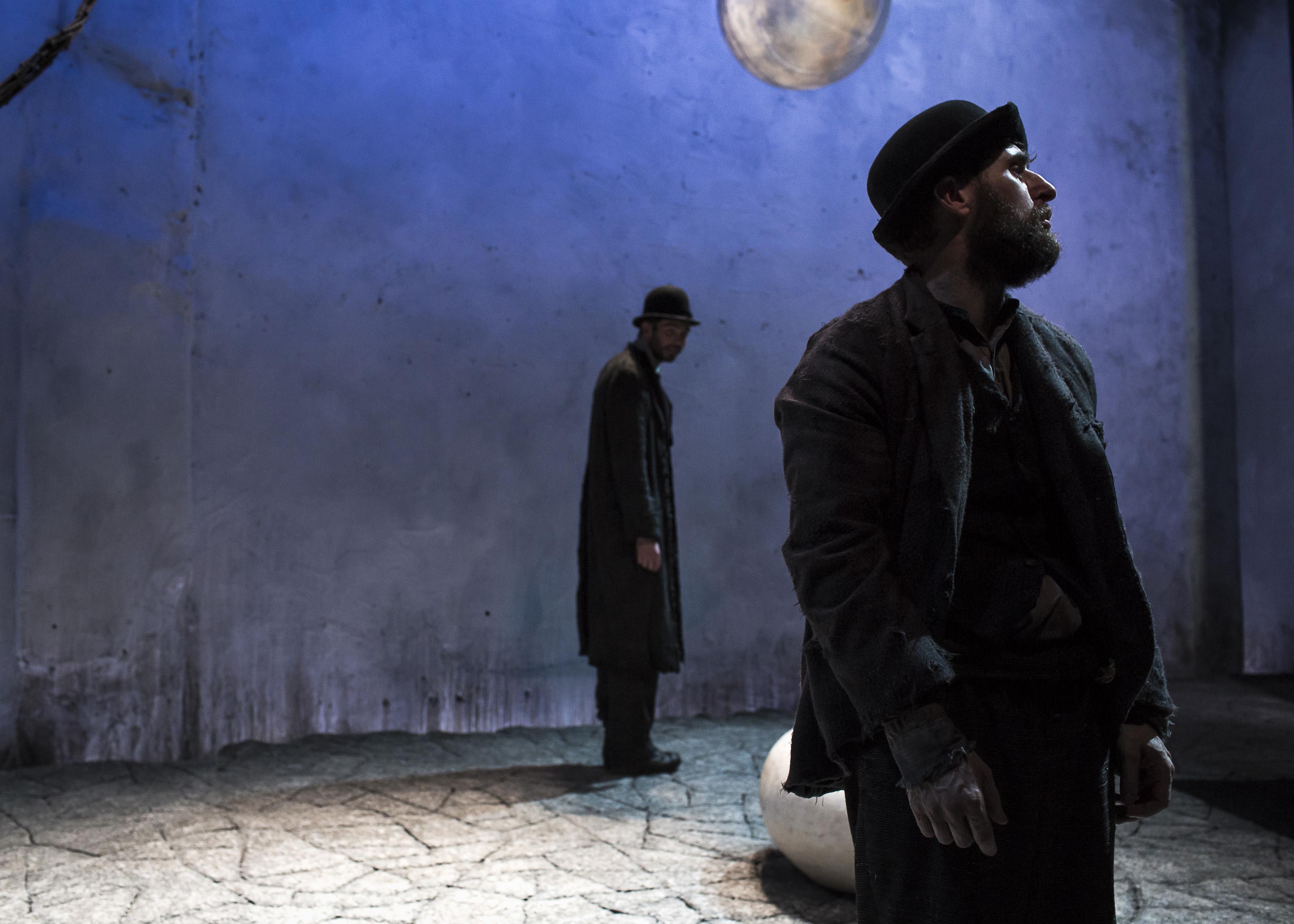 Marty Rea and Aaron Monaghan in “Waiting for Godot.” (Photo by Matthew Thompson)