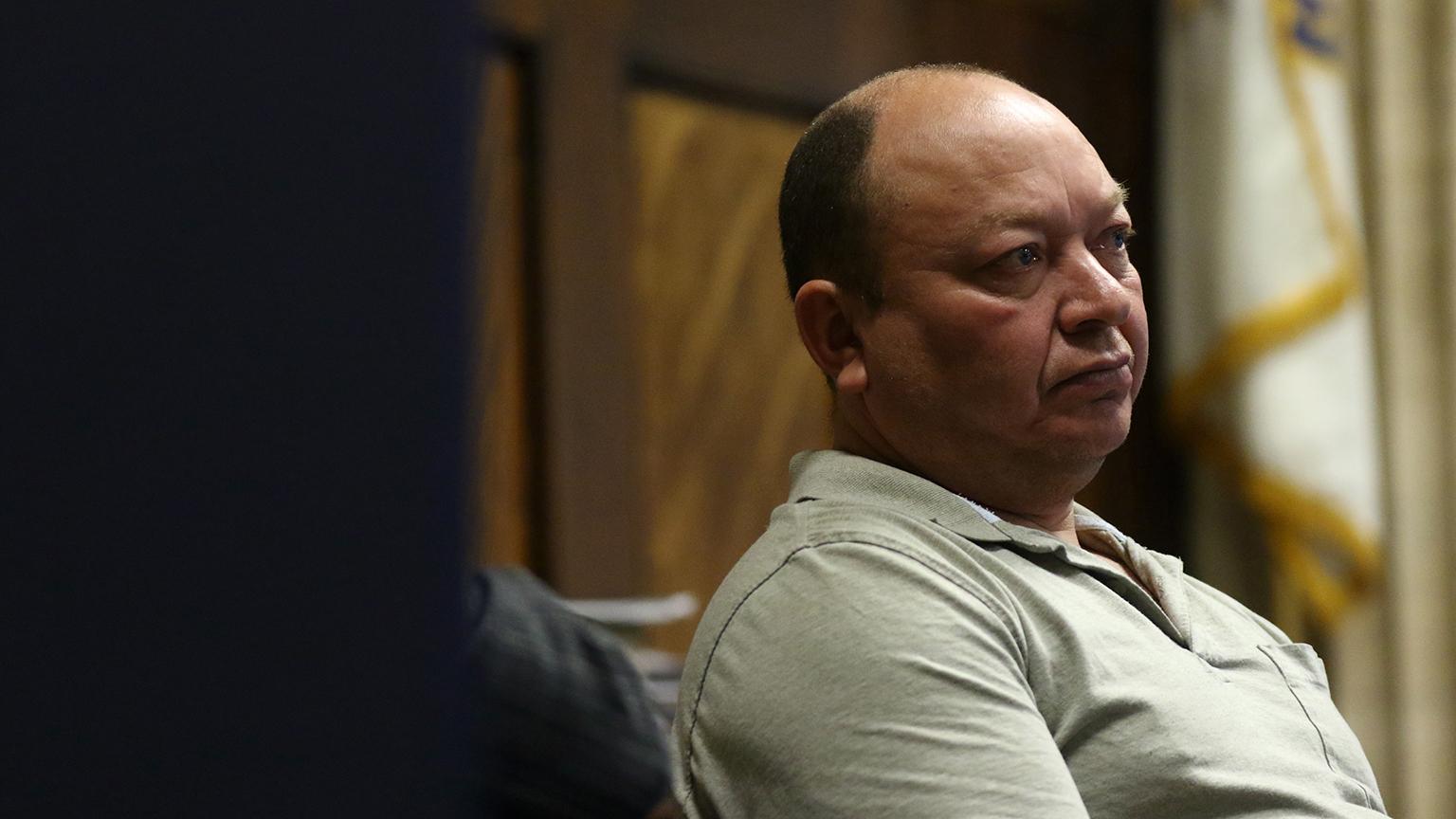 Truck driver Rudy Barillas testifies on Wednesday, Sept. 26, 2018. (John J. Kim / Chicago Tribune / Pool)