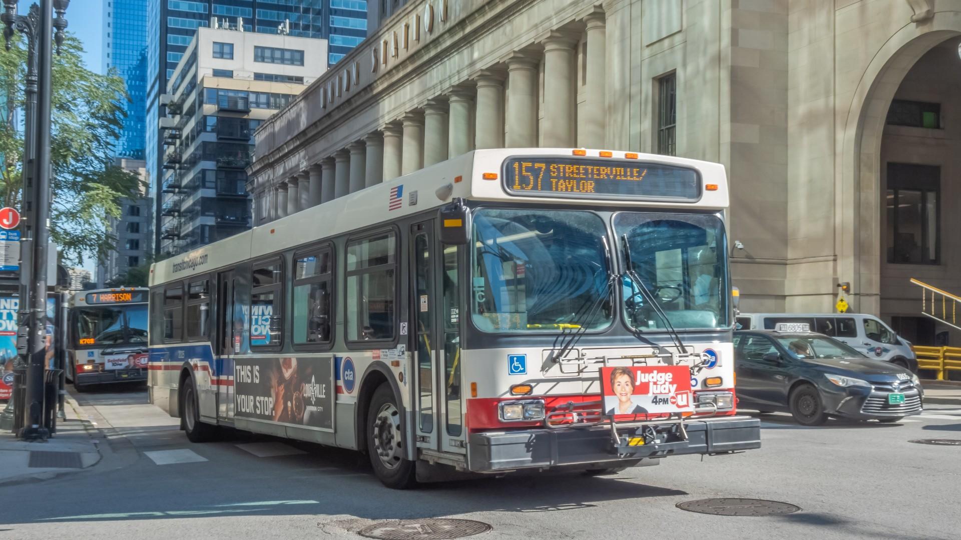 A CTA bus is pictured on Oct. 17, 2025. (Marvin Samuel Tolentino Pineda / iStock)