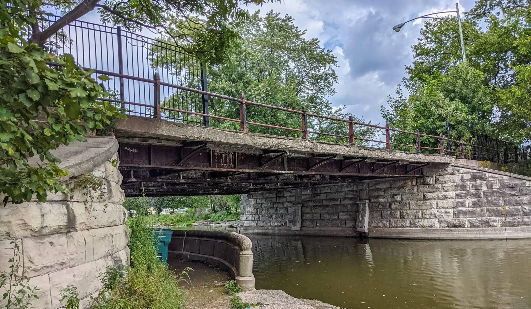 Clarence Darrow Memorial Bridge/Columbia Bridge, a Chicago 7 Most Endangered in 2025. (Eric Allix Rogers)