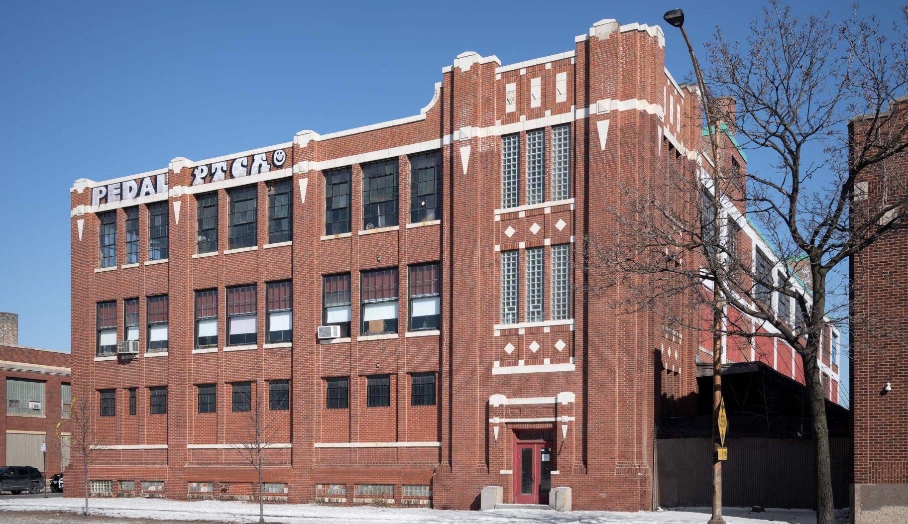 Western Boulevard industrial building, a Chicago 7 Most Endangered in 2025. (Serhii Chrucky / Esto)