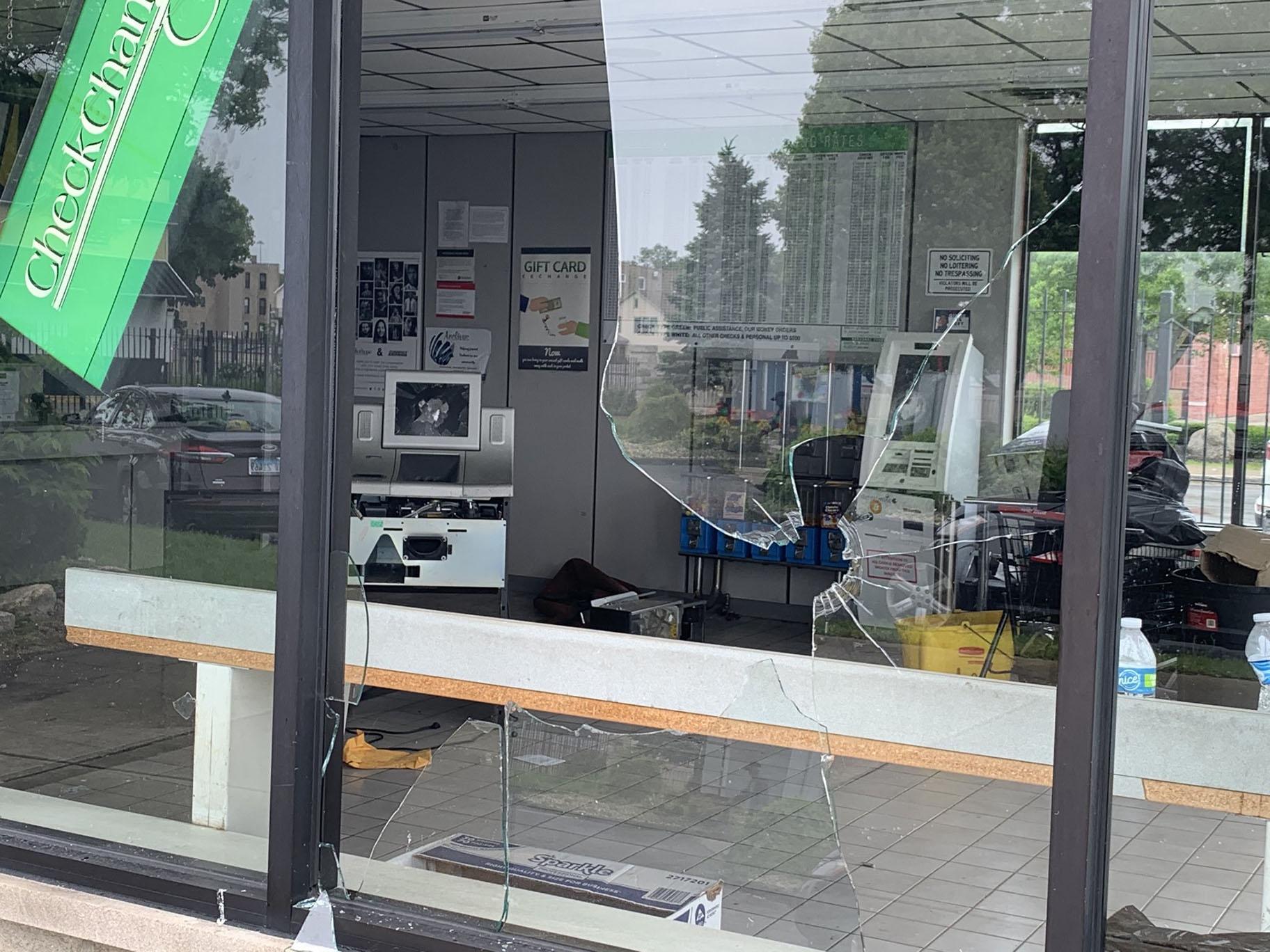 A check cashing store on 51st Street in Chicago after a weekend of looting resembles other sites across the city, with windows and equipment smashed. (@paschutz / Twitter)