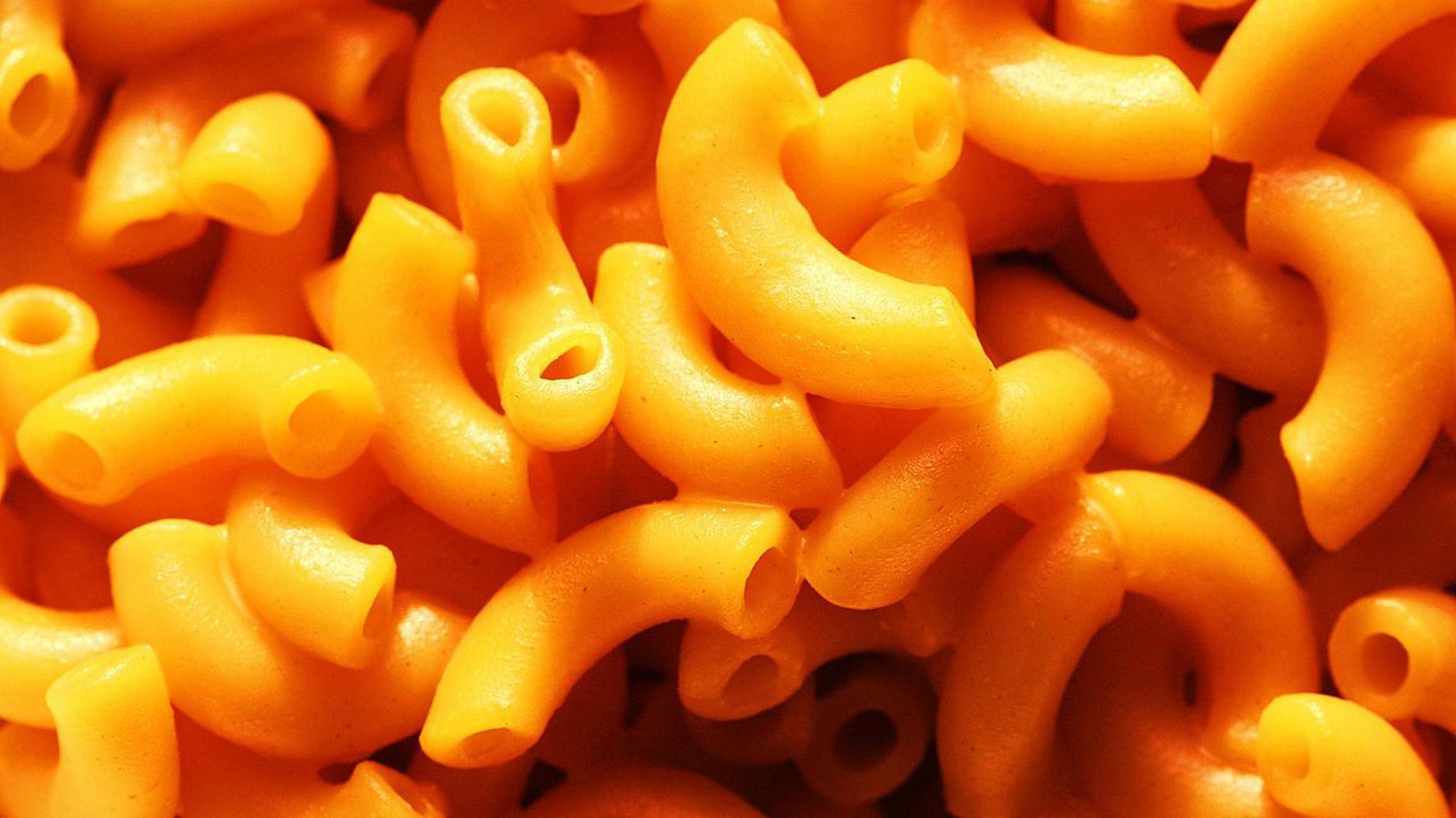 Use your noodle this weekend at a mac ‘n’ cheese cookoff. (Pink Sherbet Photography / Wikimedia Commons)