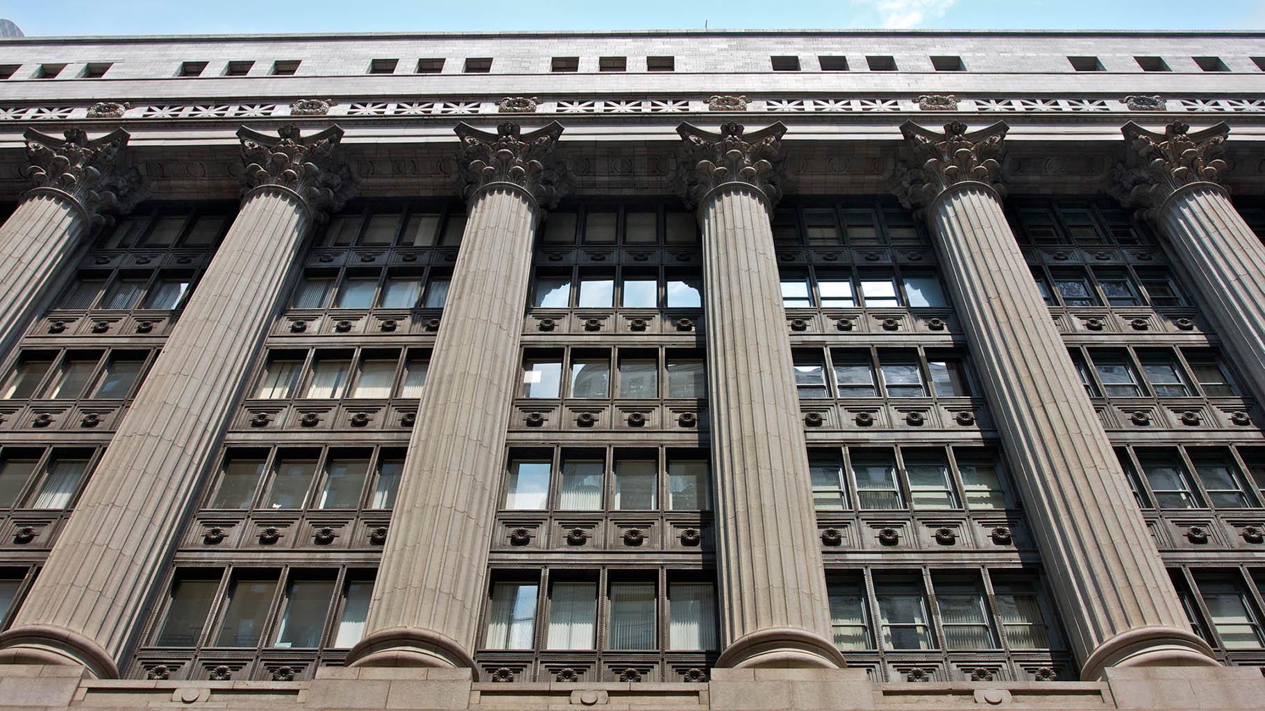 Chicago City Hall (MIke / Flickr)