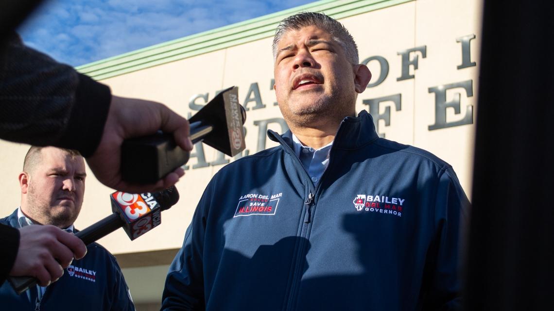 Cook County Republican Party Chair Aaron Del Mar speaks to reporters on Monday, Oct. 27, 2025, after submitting nominating petitions for former state Sen. Darren Bailey’s campaign for governor. (Jerry Nowicki / Capitol News Illinois)