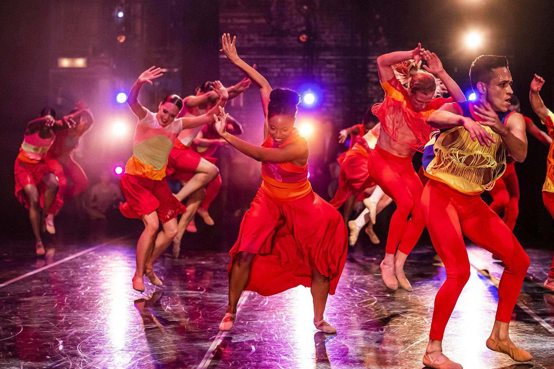 Randy Duncan’s “Release,” the finale for Dance for Life 2019. (Credit: Todd Rosenberg)