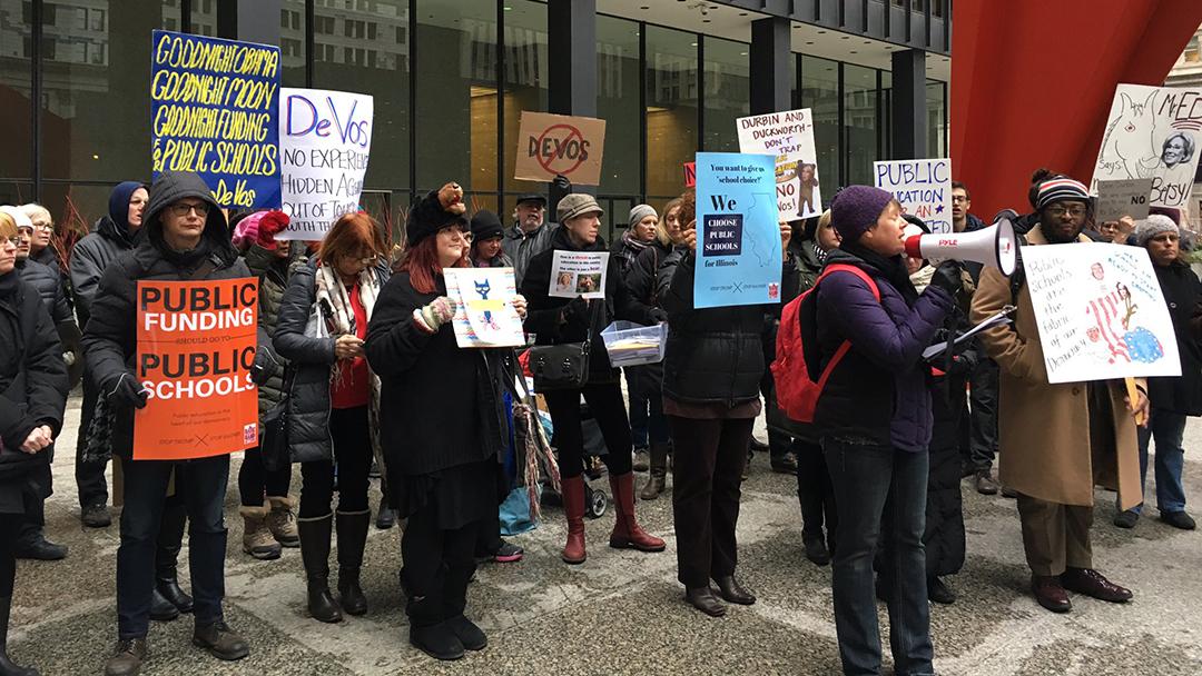 Members of Raise Your Hand Illinois demonstrate in Chicago on Tuesday. (Raise Your Hand Action / Twitter)