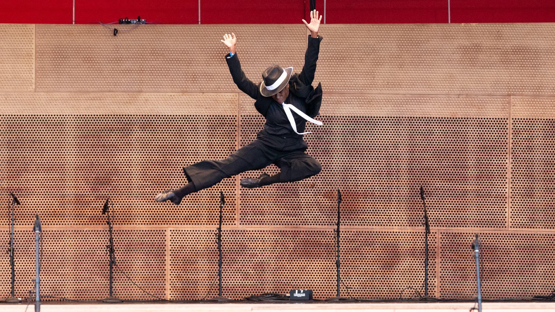 Joel Hall Dancers performed Hall's "El Gato Negro." (Credit: Shoccara Marcus)