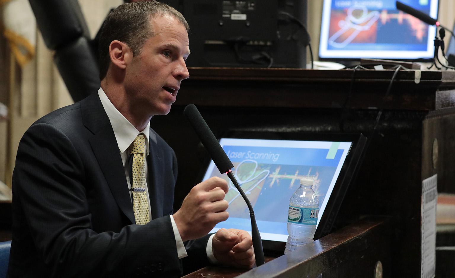 Jason Fries, an expert in video reconstruction, testifies Tuesday, Sept. 25, 2018 during the trial. (Antonio Perez / Chicago Tribune / Pool)