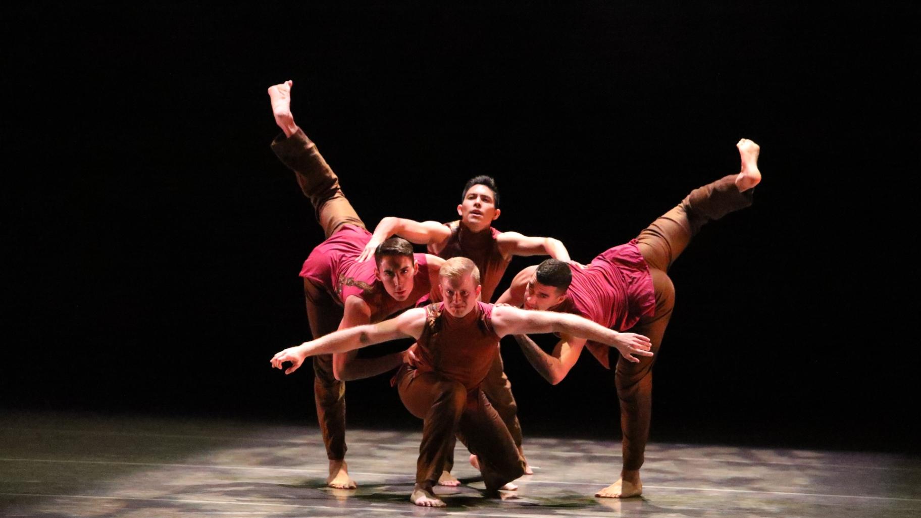 Rosario Guillen, from left, Eduardo Zambrana, Fernando Rodriguez and Ryan Galloway of Giordano Dance Chicago in “lub-dub.” (Credit: Gorman Cook) 