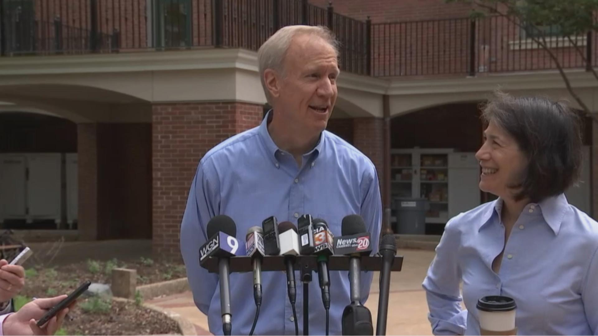 Gov. Bruce Rauner and his wife, Diana Rauner, during a press conference outside the Illinois Governor’s Mansion. (Chicago Tonight file photo) 