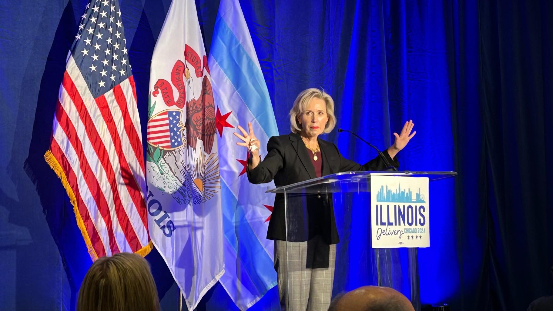 Minnesota First Lady Gwen Walz speaks to the Illinois delegation on Aug, 19, 2024. (Blair Paddock / WTTW News)
