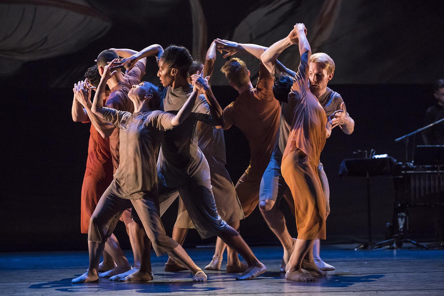 Hubbard Street Dance Chicago in “For All Its Fury.” (Photo by Todd Rosenberg)