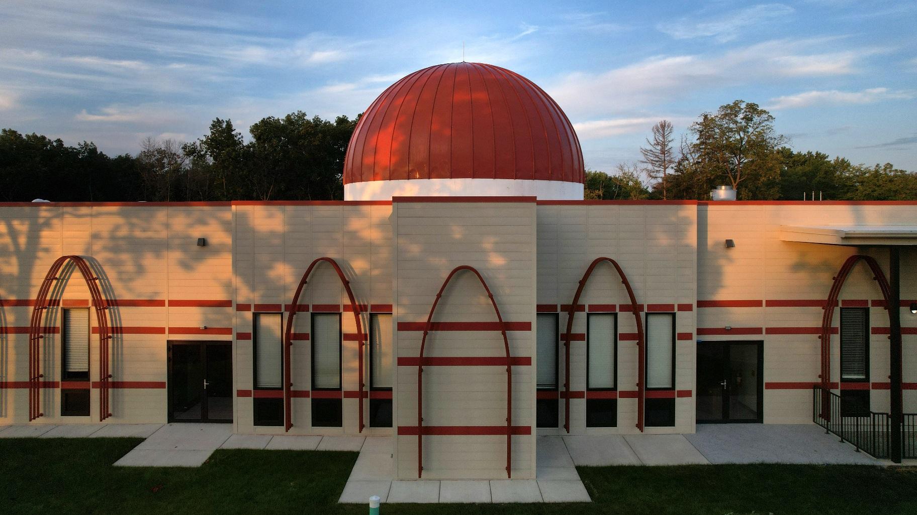 The newly constructed Fath-e-Azeem mosque, which means “a great victory” in Arabic, in Zion, Ill., on Friday, Sept. 16, 2022. (AP Photo / Jessie Wardarski)