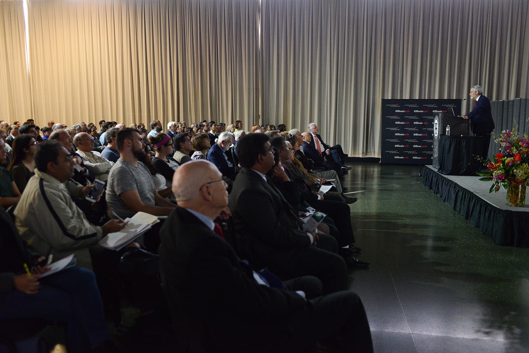 Former Obama science adviser John P. Holdren speaks before students and faculty at the Illinois Institute of Technology on Oct. 19. (Bonnie Robinson / Illinois Institute of Technology)