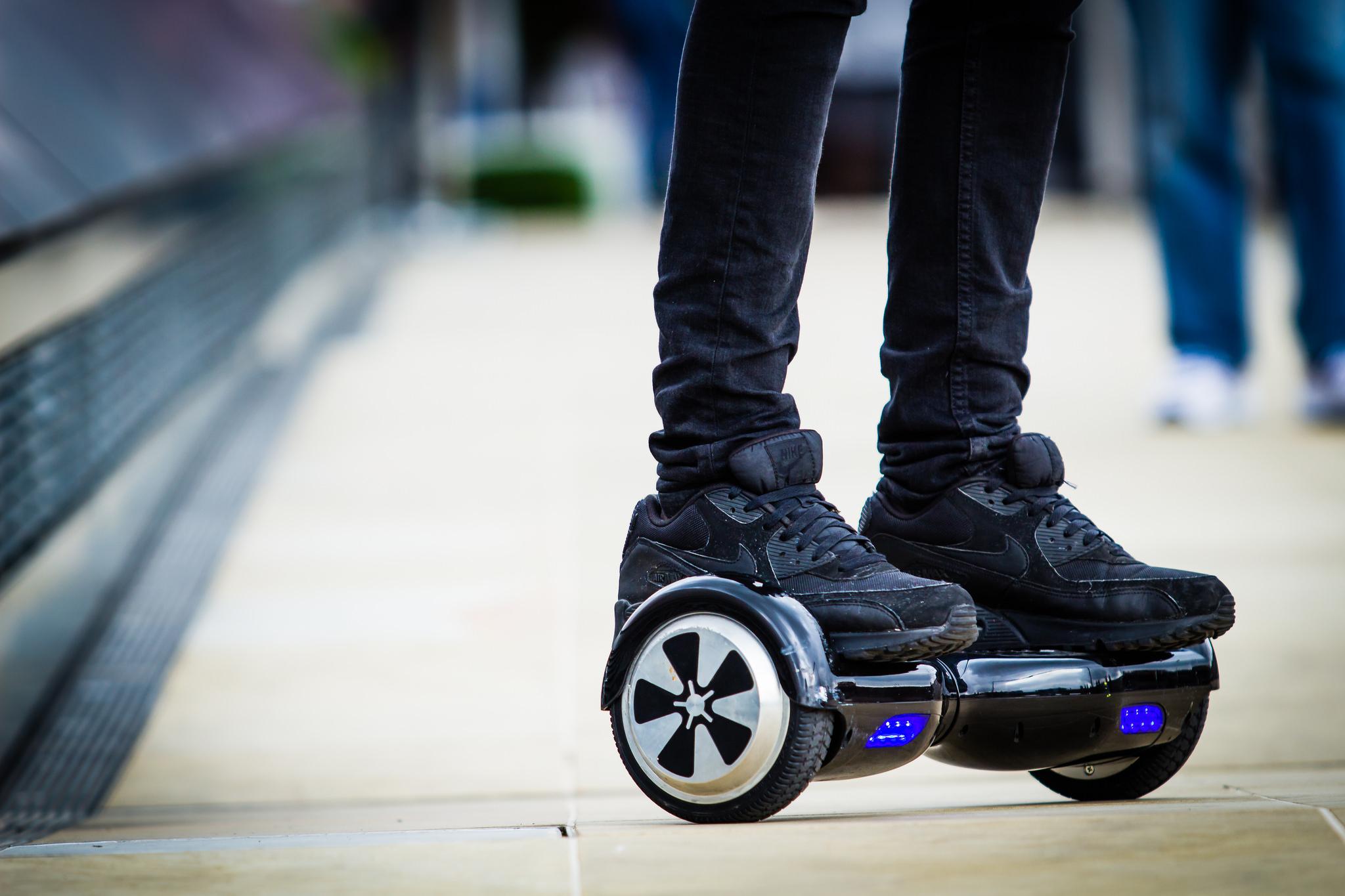 The Illinois Attorney General’s office is warning parents that hoverboards can overheat and catch fire in the recently released 2016 Safe Shopping Guide. (Urbanwheel.co / Flickr) 