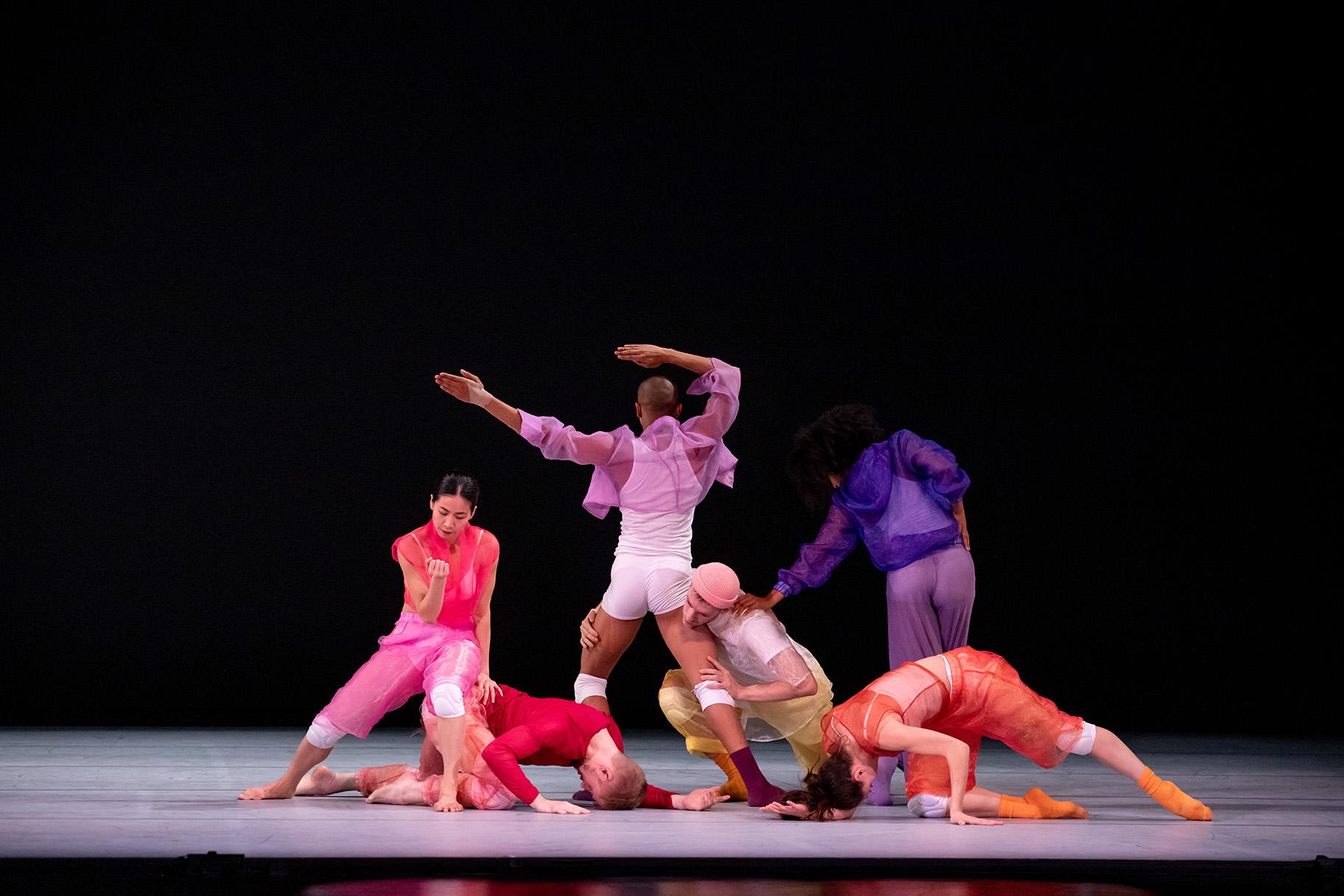 Hubbard Street Dance Chicago (Photo by Todd Rosenberg)