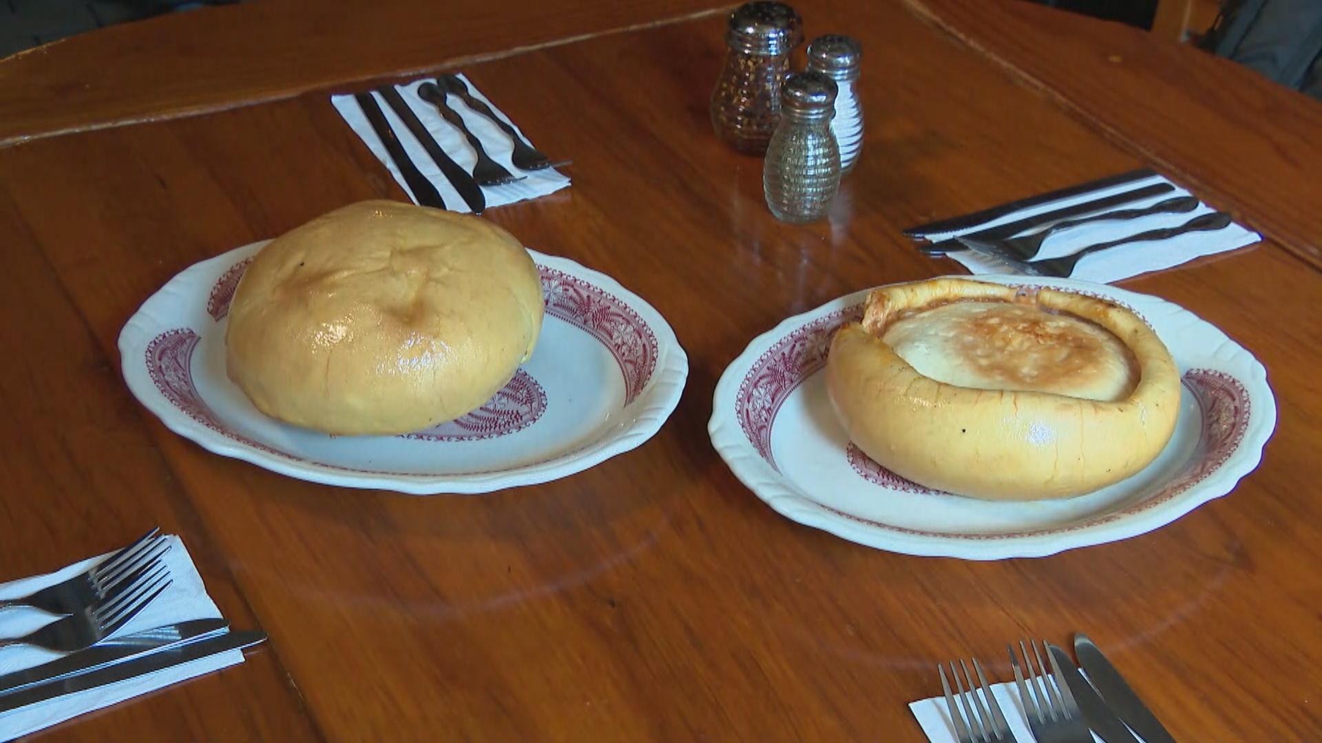 Chicago Pizza and Oven Grinder Co. is known for its famous pizza pot-pie. (WTTW News)