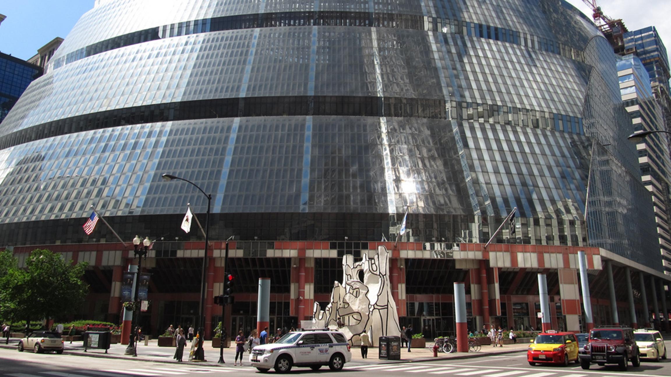 Senate Minority Leader Christine Radogno and House Minority Leader Jim Durkin filed legislation that would direct future property tax receipts from a possible Thompson Center redevelopment to Chicago Public Schools. (Ken Lund / Flickr)