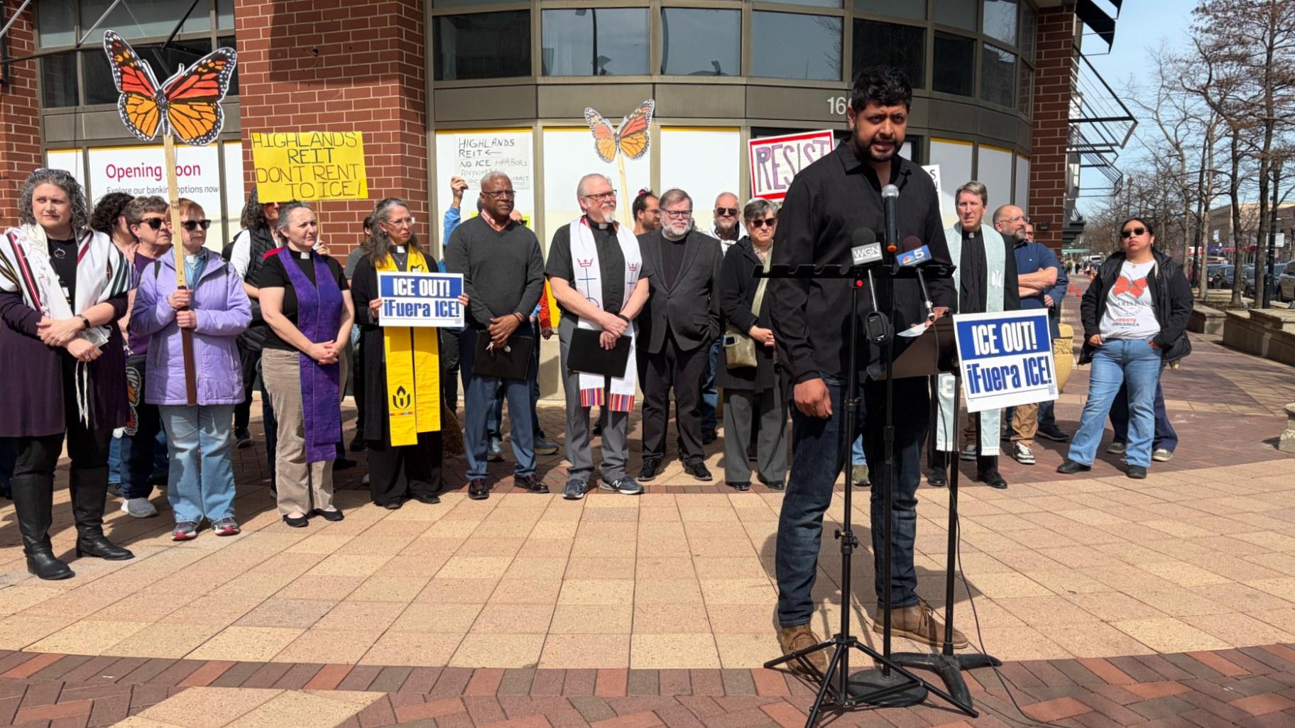 Evanston resident Jose Patino, who was held in U.S. Immigration and Customs Enforcement detention last year, speaks during a press conference on March 20, 2026. (Eunice Alpasan / WTTW News)