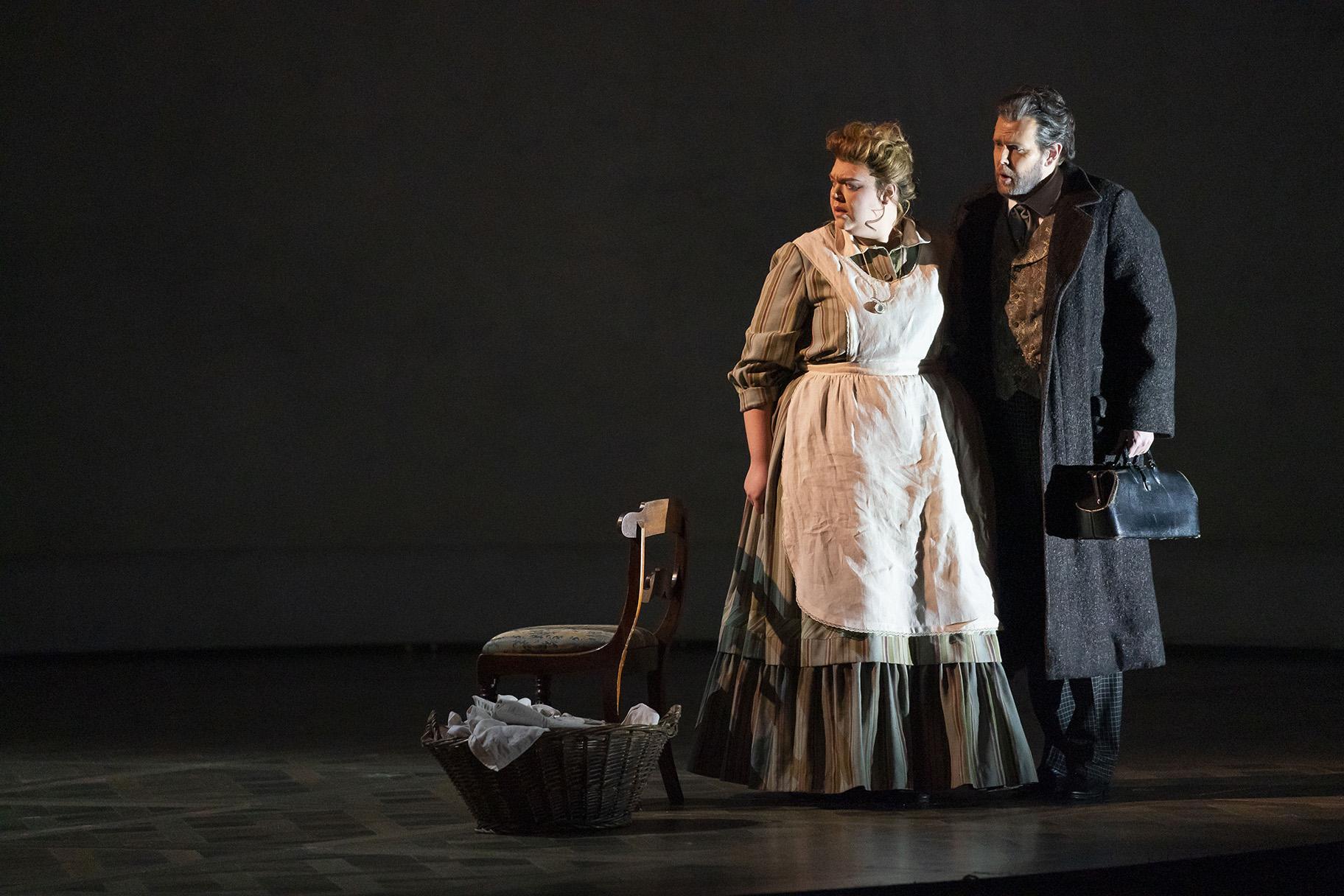 Lauren Decker and David Weigel in “La Traviata” (Credit: Todd Rosenberg)