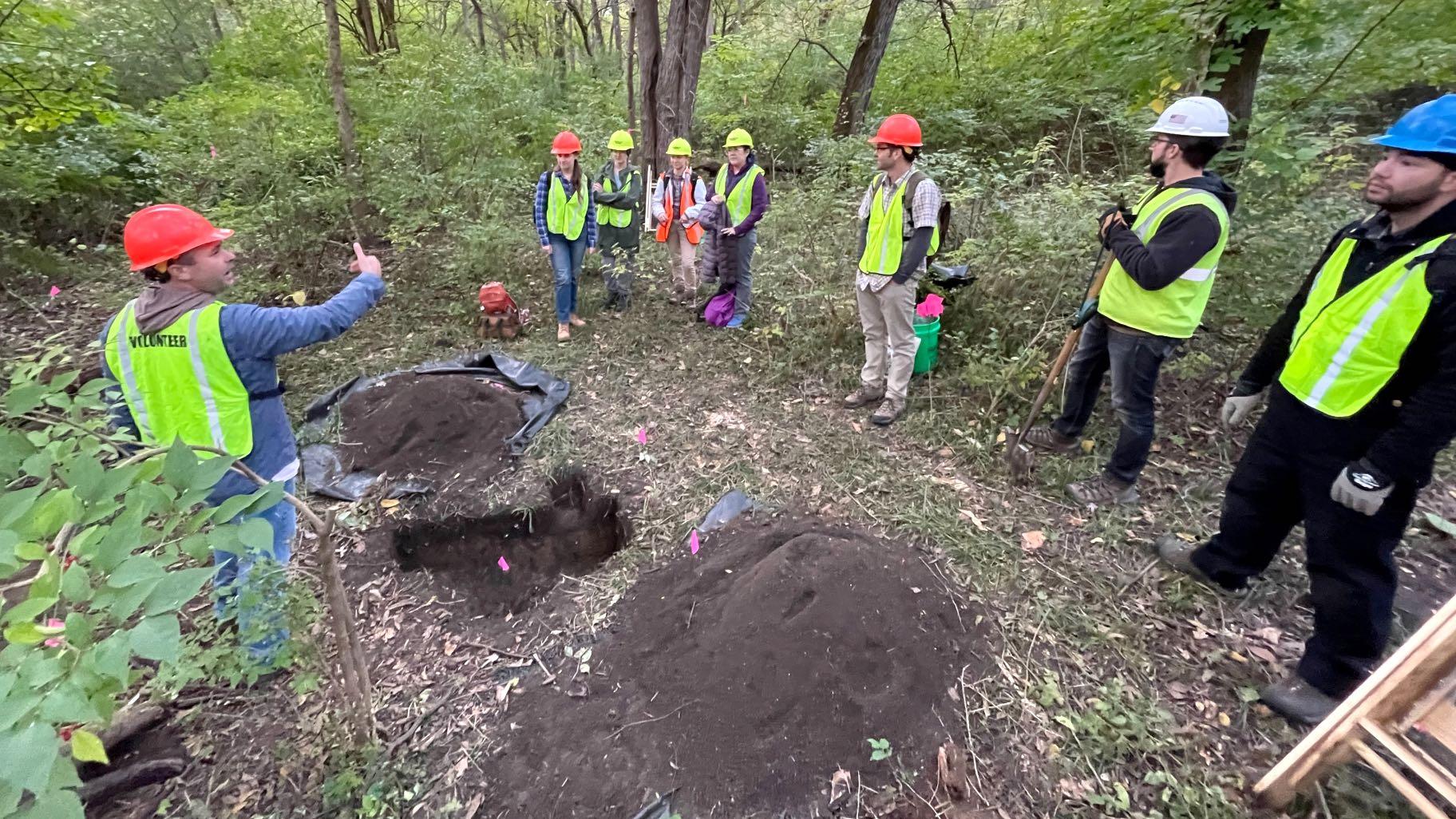 Scientists and volunteers search for prehistoric artifacts at Midewin National Tallgrass Prairie. (Courtesy of Jamie Kelly)