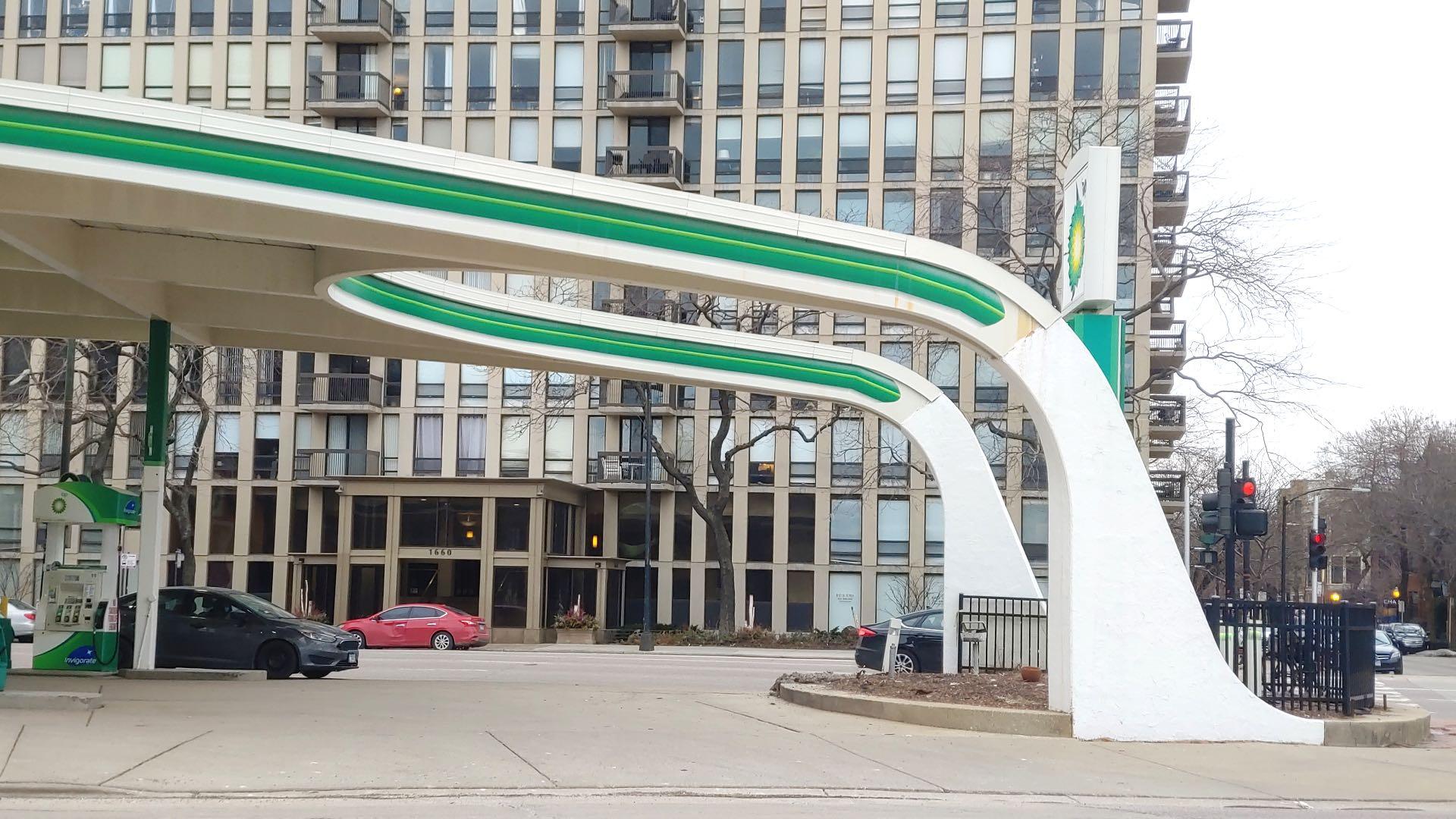 This unique BP service station in Old Town, dating to 1971, is threatened by potential expansion of the Moody Church campus. (Preservation Chicago / Ward Miller)