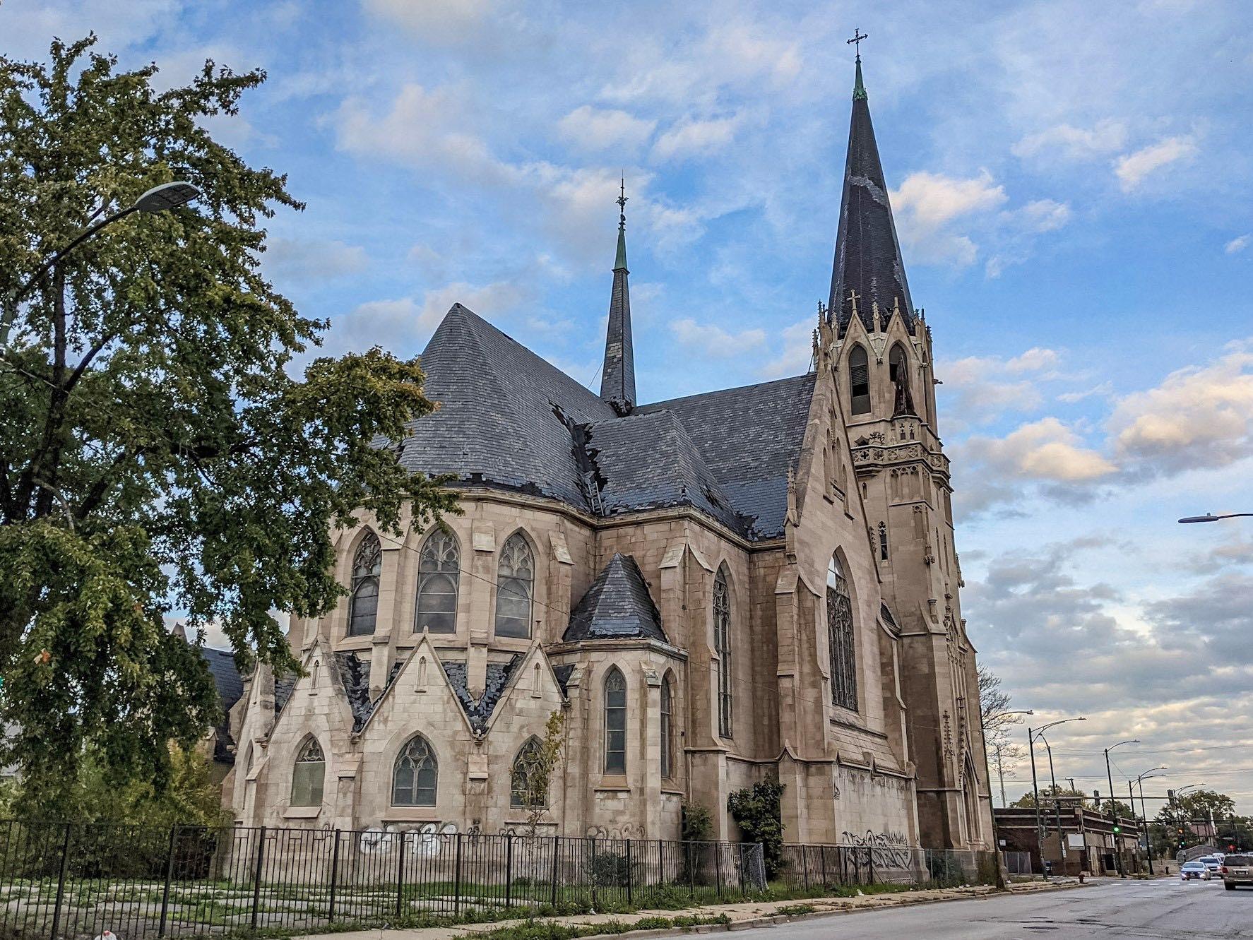 St. Martin de Tours Church, 5848 S. Princeton Ave., built 1895, architect Henry J. Schlacks. (Preservation Chicago / Eric Allix Rogers)