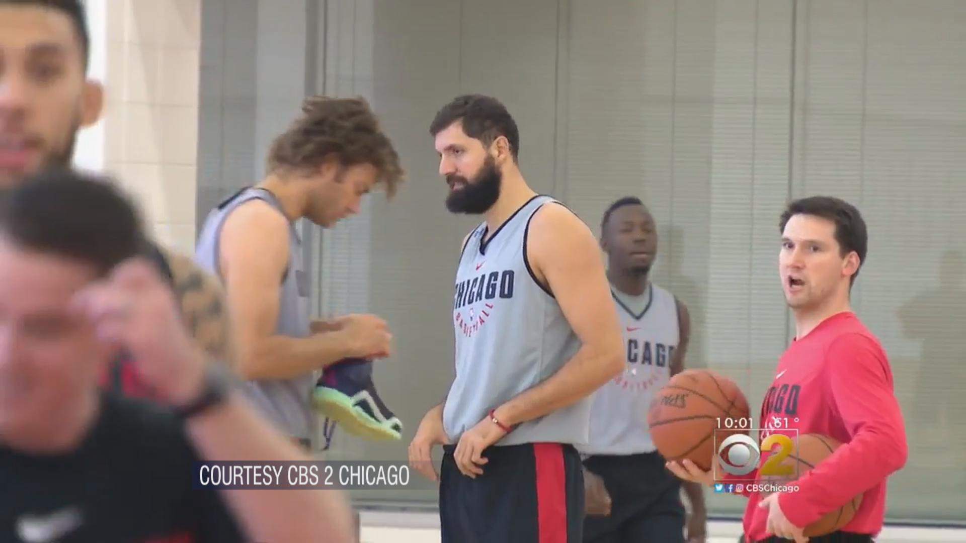 Nikola Mirotic, center. (Courtesy of CBS 2 Chicago)