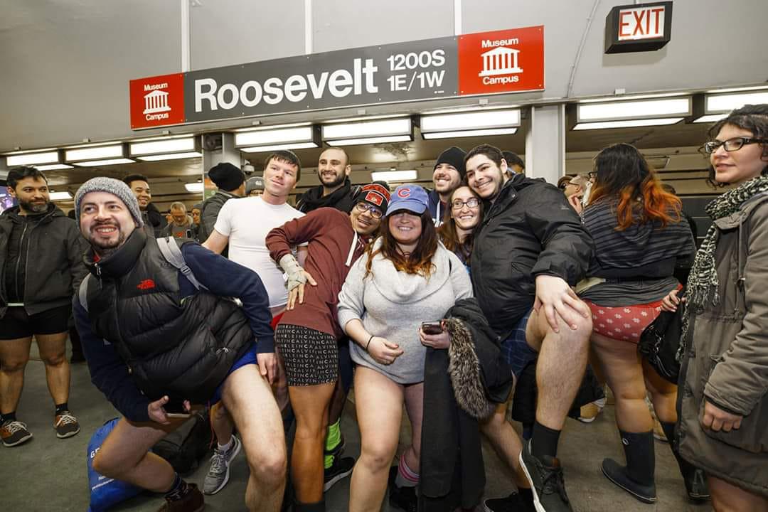 (No Pants Subway Ride Red Line Chicago Edition / Facebook)