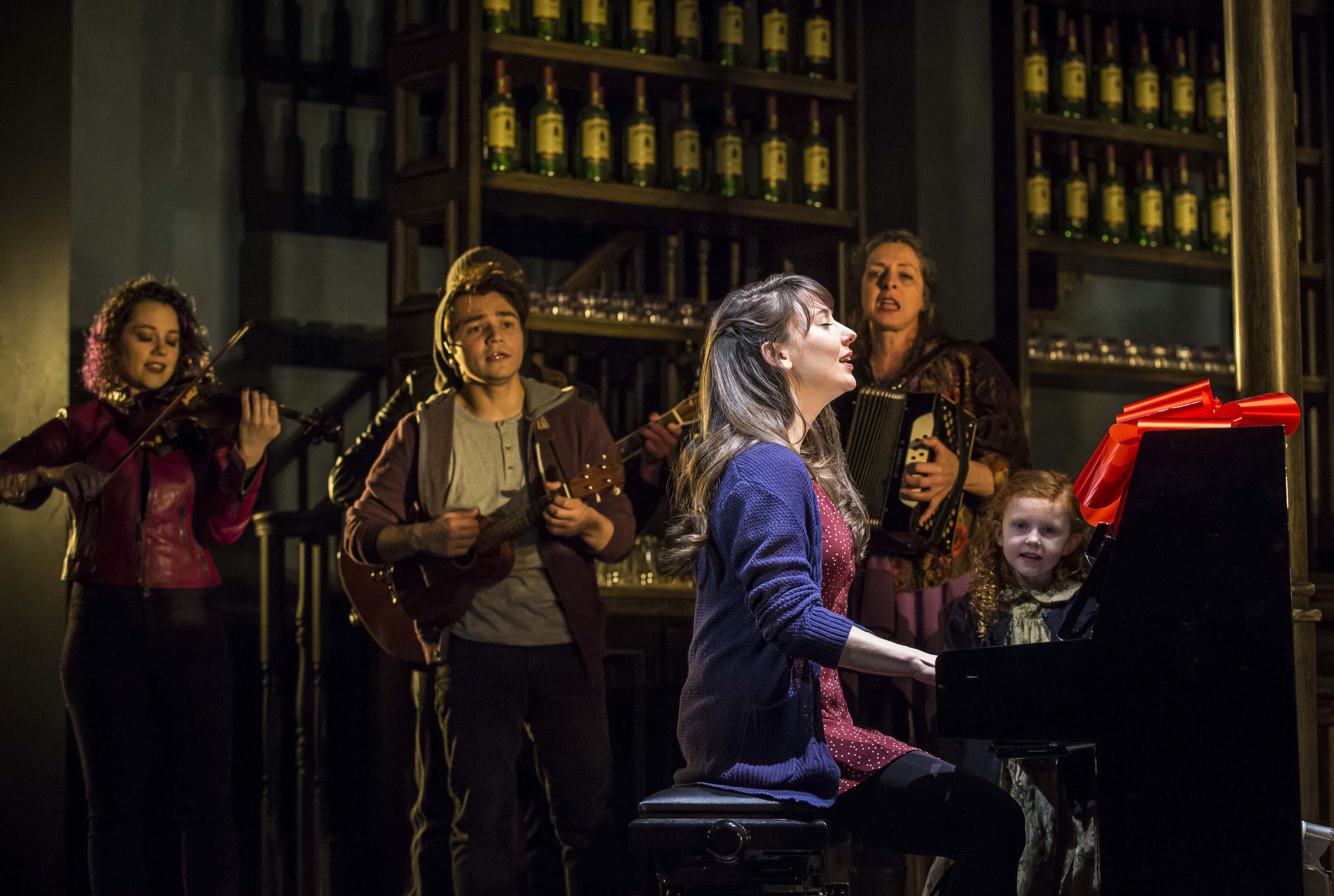 Tiffany Topol, seated, and, from left: Cassidy Stirtz, Nik Kmiecik, Jeanne T. Arrigo and Everleigh Murphy. (Photo credit: Liz Lauren)