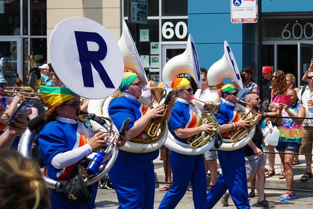 2015 Chicago Pride Parade. (opacity / Flickr)