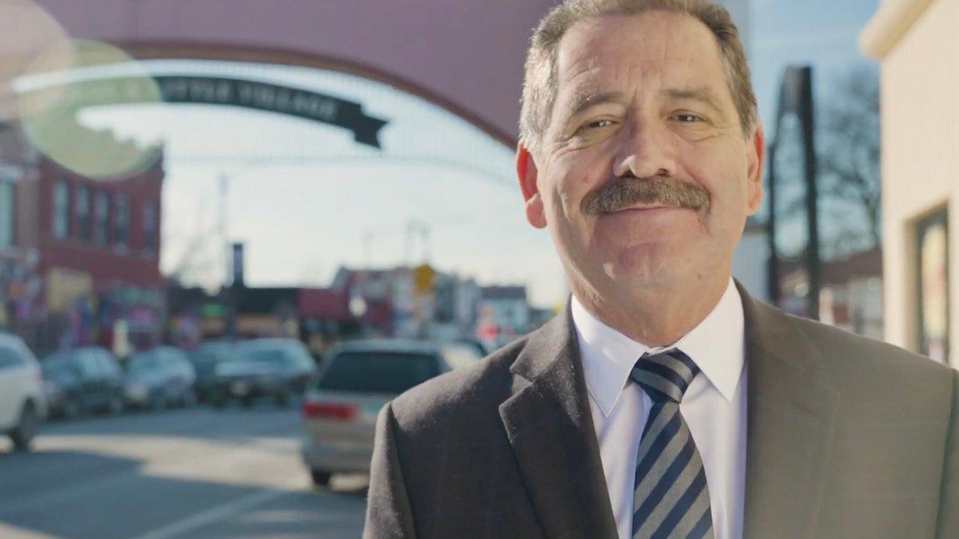 A shot from a new campaign video released by U.S. Rep. Jesus "Chuy" Garcia in front of the arch in Little Village. (Credit: Chuy for Chicago)