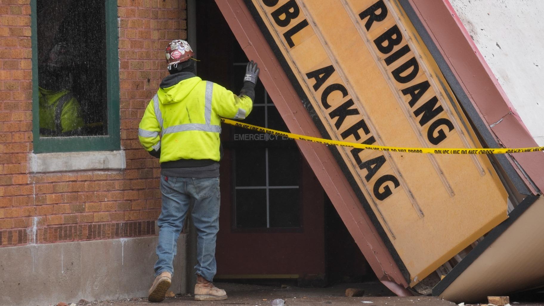 Tornadoes Kill at Least 21 Across Midwest and South, Including 4 in