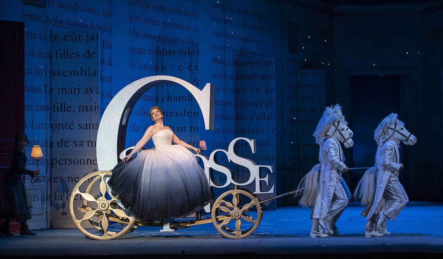 Lyric S Cendrillon An Enchanting French Rendering Of Cinderella Chicago News Wttw