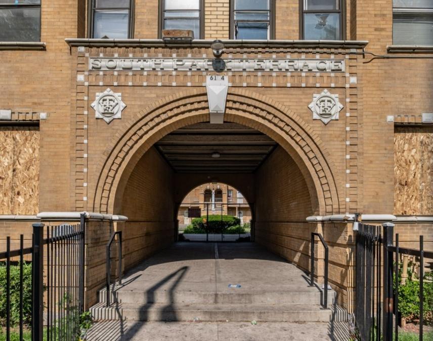 South Park Terrace Apartments, a 2026 Chicago 7 Most Endangered. South Park Terrace Apartments, 1905, Harry Hale Waterman, 6116-6134 S. Dr. Martin Luther King Jr. Drive. (Lee Bey)