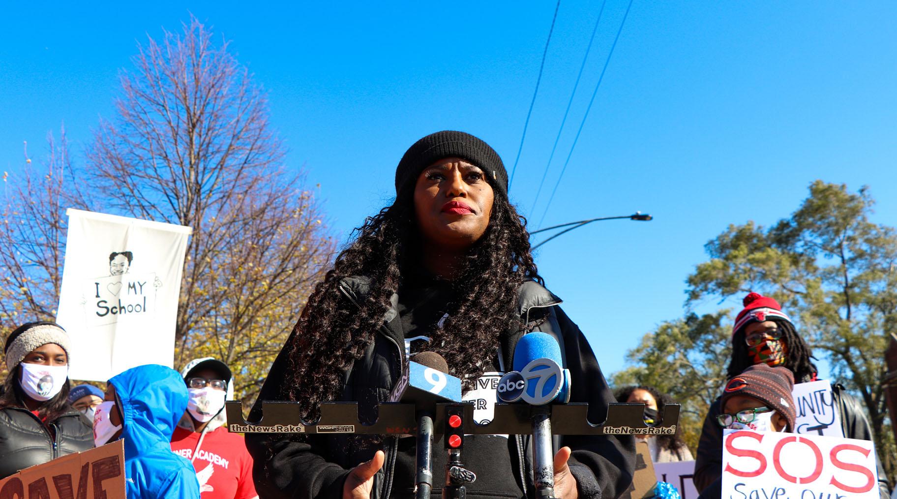 Chicago Teachers Union Vice President Stacy Davis Gates at the rally Saturday, Oct. 31, 2020. (Grace Del Vecchio / WTTW News)