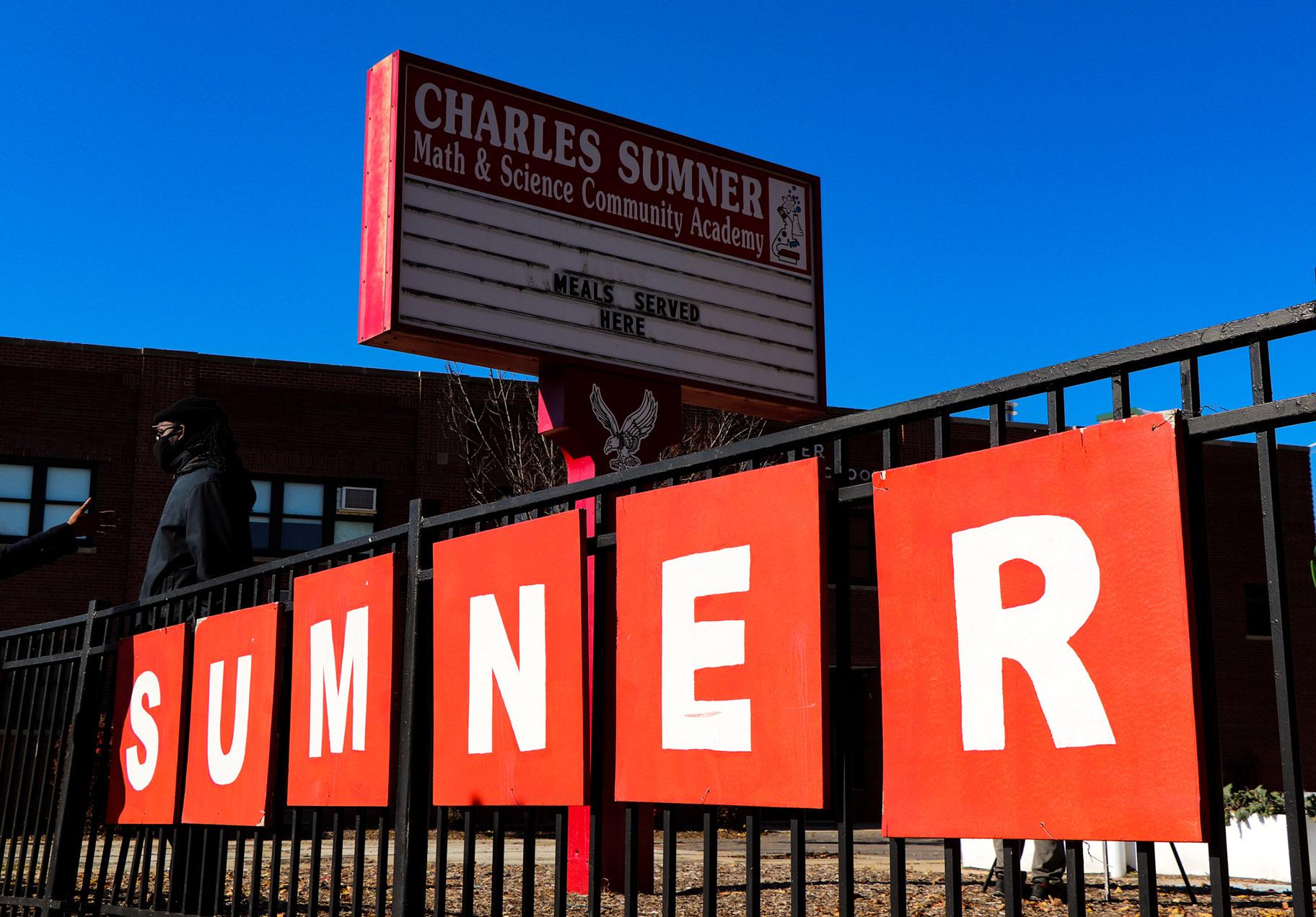 Charles Sumner Math and Science Community Academy (Grace Del Vecchio / WTTW News)