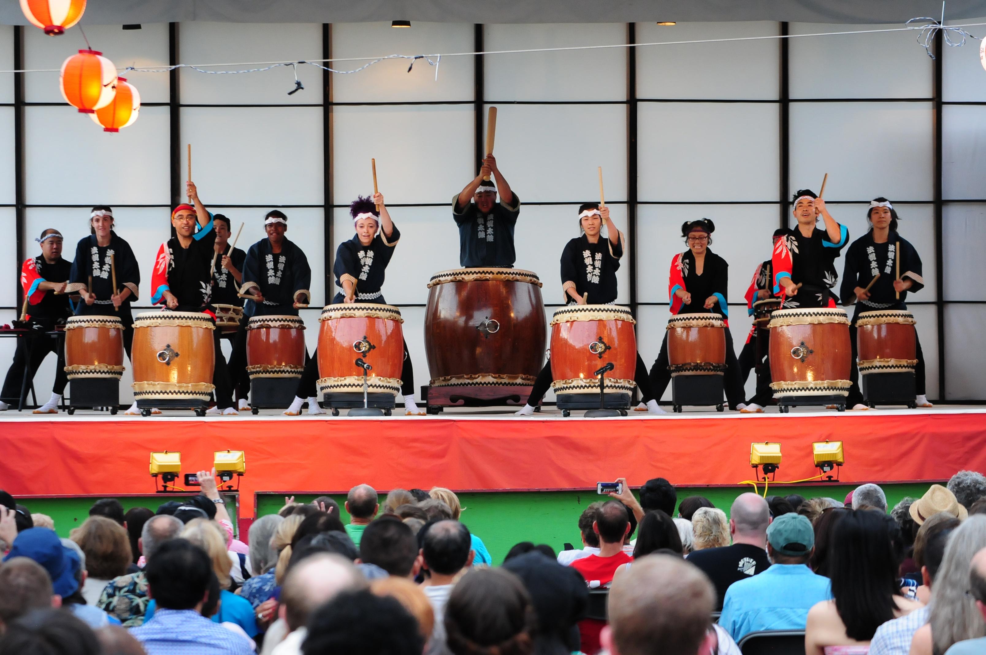 Taiko drumming (Credit: G Nagata)