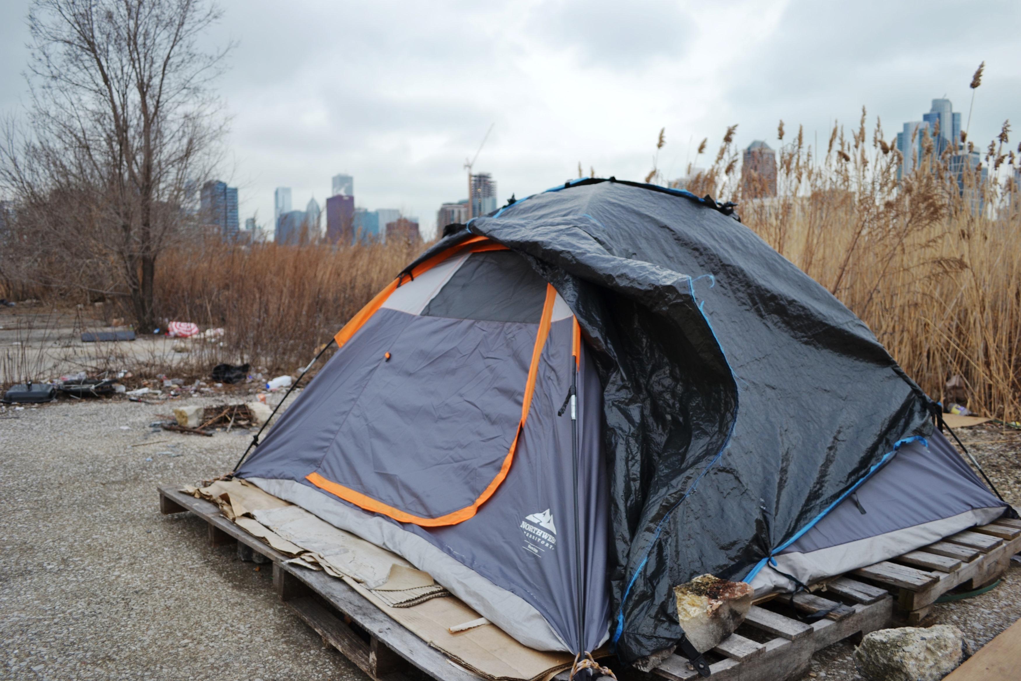 Exploring a Tent City Along the Chicago River Chicago News WTTW