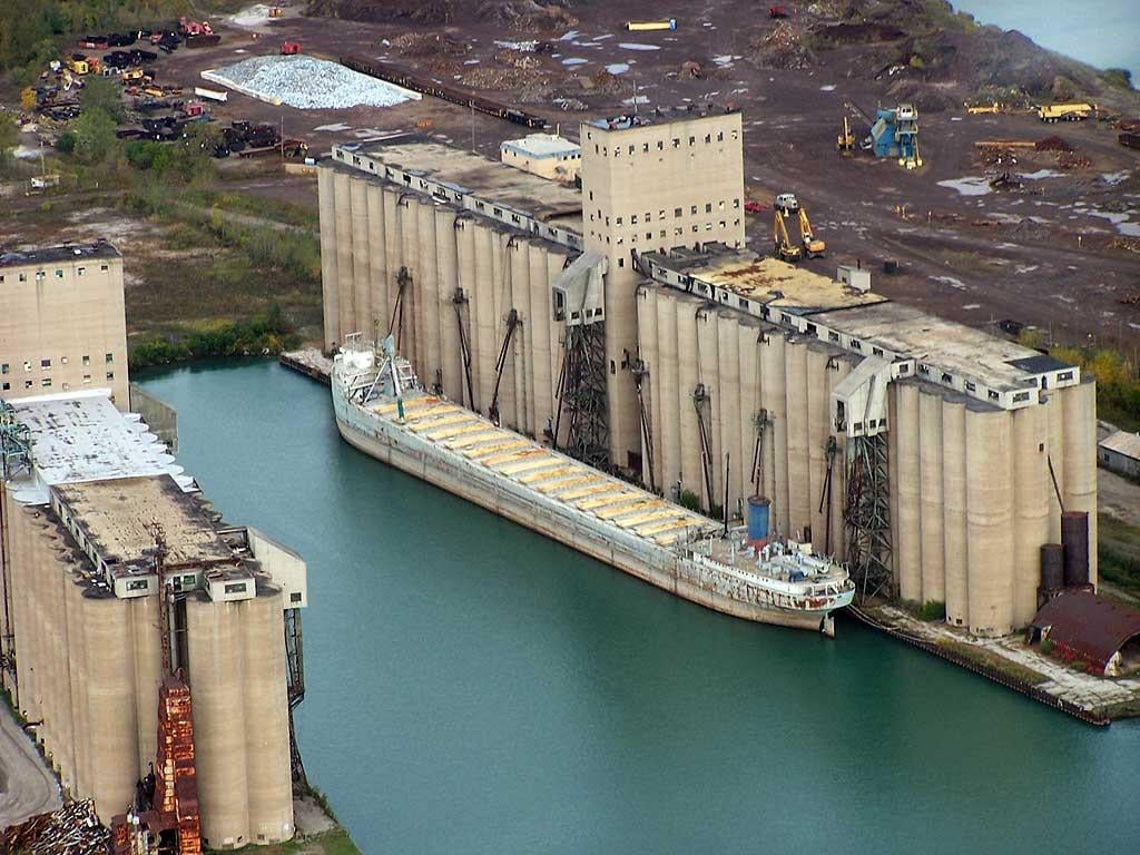 Lake Calumet (Tom Kort / boatnerd.com)