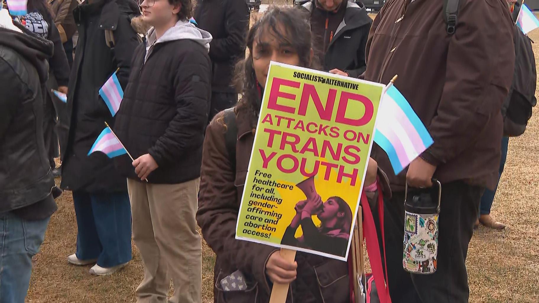 Protesters in support of gender-affirming health care gather at the University of Illinois Hospital on the Near West Side on Feb. 6, 2025. (WTTW News)