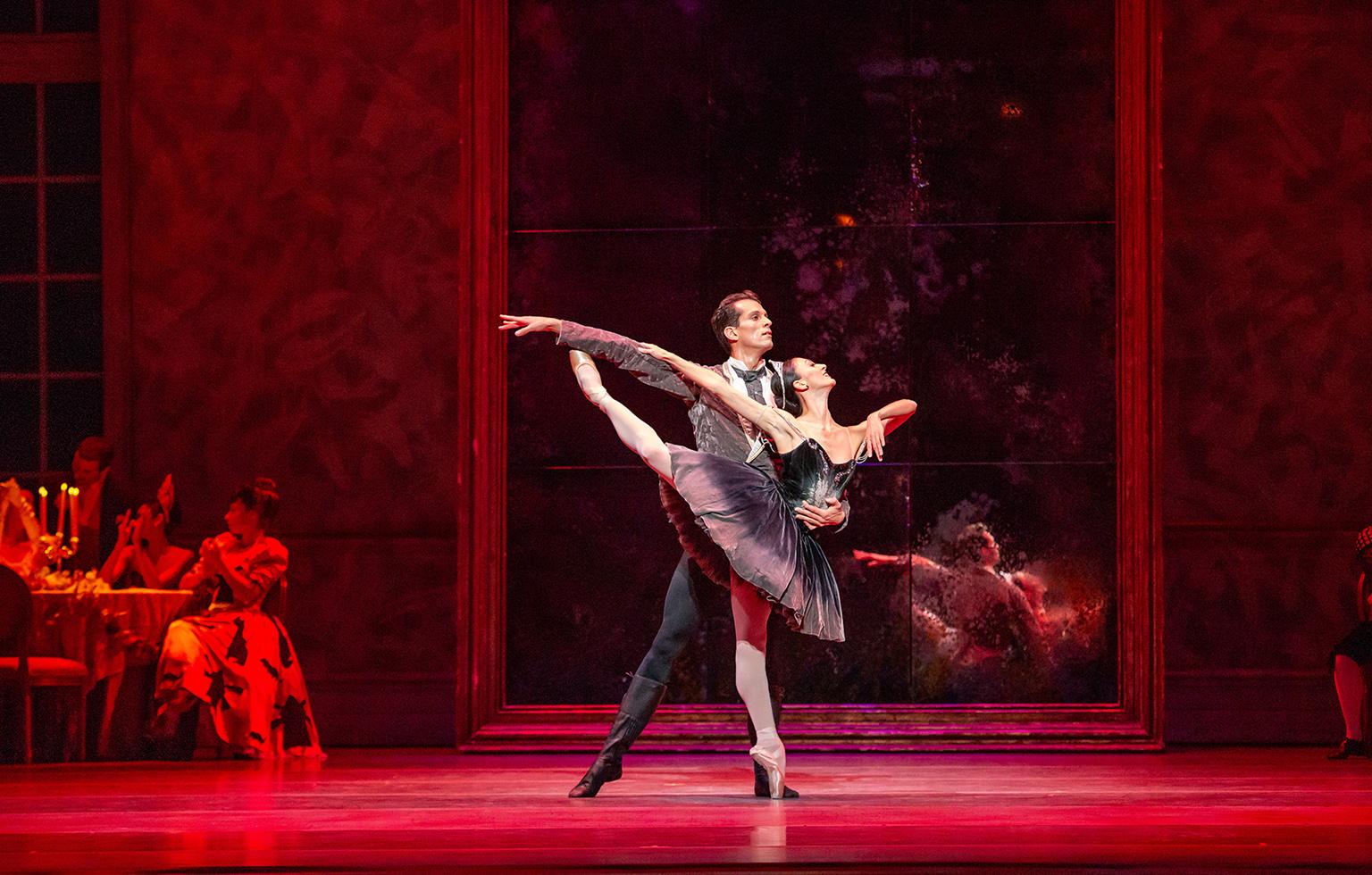 Joffrey Ballet dancers Victoria Jaiani and Dylan Gutierrez in “Swan Lake.” (Photo by Cheryl Mann)