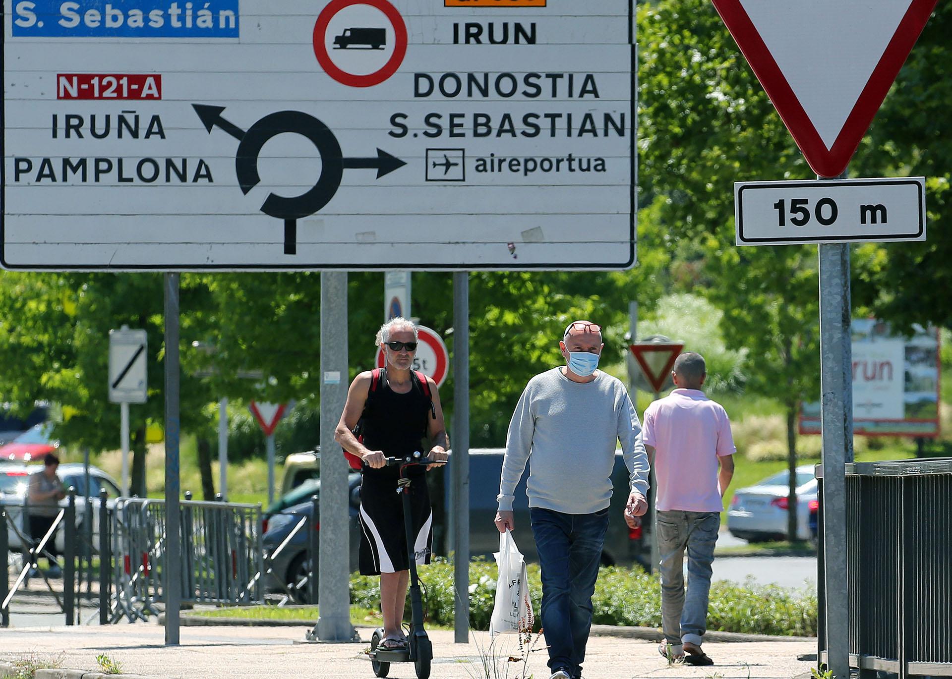 Us Citizens Likely To Be Left Out As Europe Reopens Borders Chicago News Wttw
