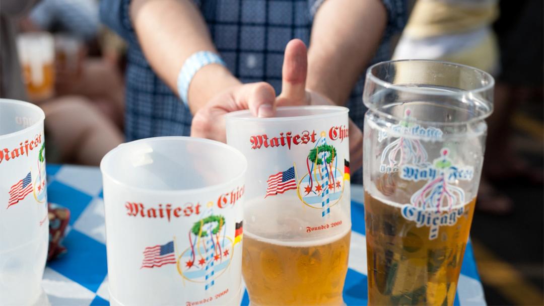 Chicago bar owner makes fake Stanley Cup out of empty beer keg – salutes  the Bs! – Boston Herald